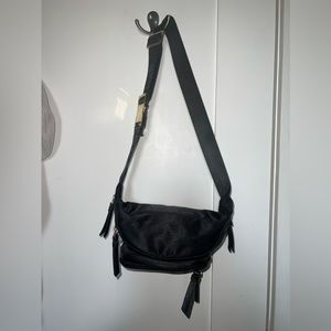 Poppy lissiman waist bag - black